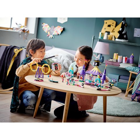 Конструктор LEGO Friends Магічні американські гірки на ярмарку (41685) Прев'ю 21